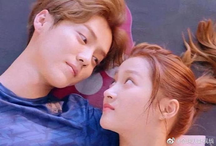 关晓彤鹿晗广告合作,明星魅力与品牌力量的完美结合
